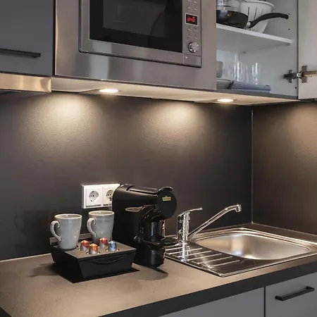 Candlewood Charlottenburg By Ihg Aparthotel 3*