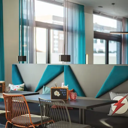 Aparthotel Candlewood Charlottenburg By Ihg