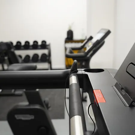 Ξενοδοχείο με διαμερίσματα Candlewood Charlottenburg By Ihg 3*
