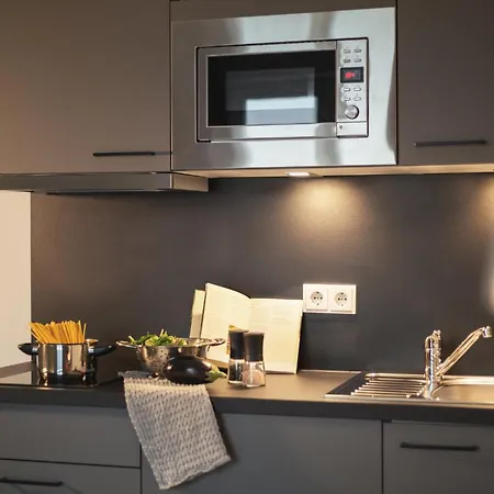 Candlewood Charlottenburg By Ihg Ξενοδοχείο με διαμερίσματα