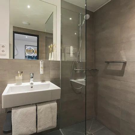 Aparthotel Candlewood Charlottenburg By Ihg