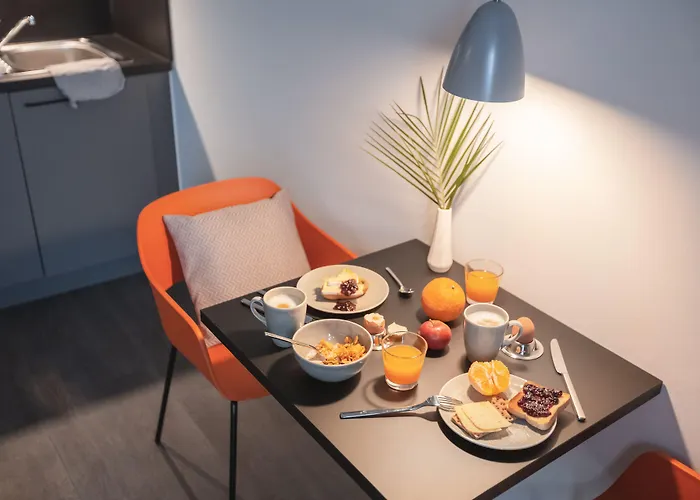 Apartahotel Candlewood Charlottenburg By Ihg 3*